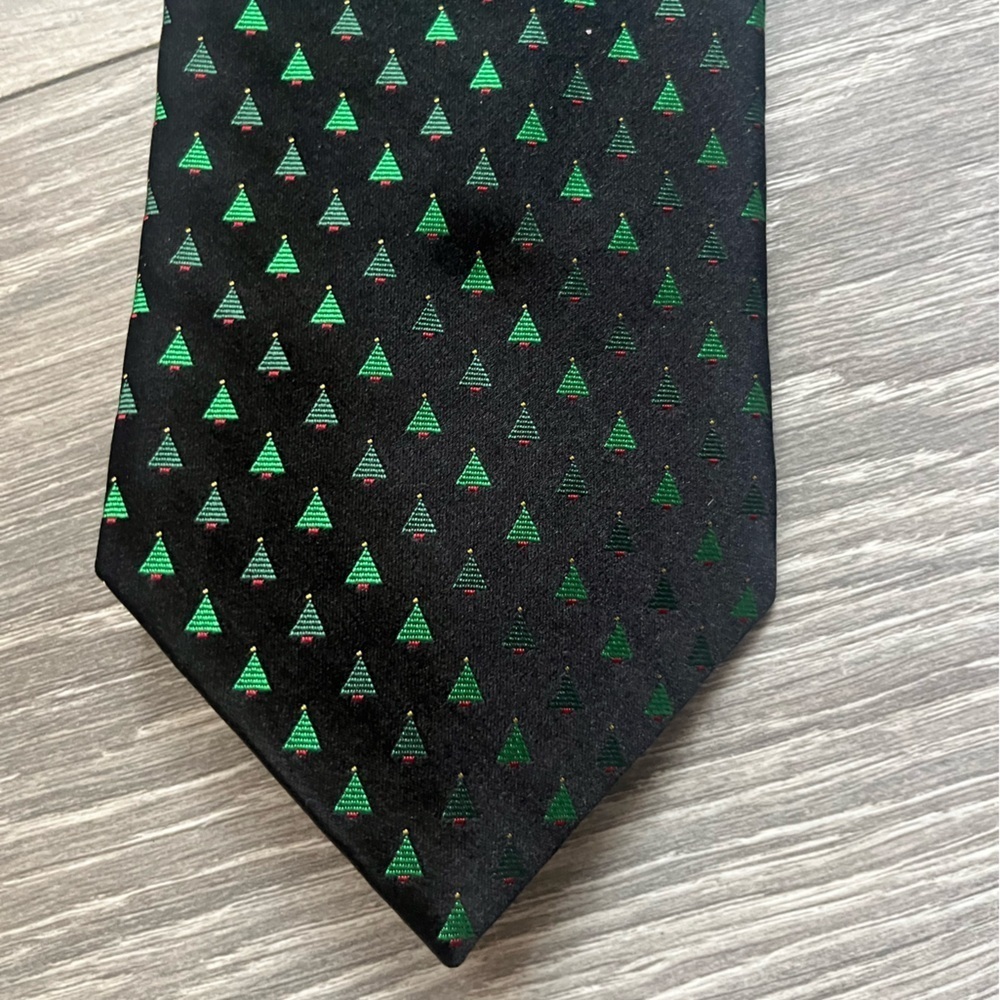 Tango 100% Silk Handmade Black Green Christmas Tree Holiday Necktie 58”